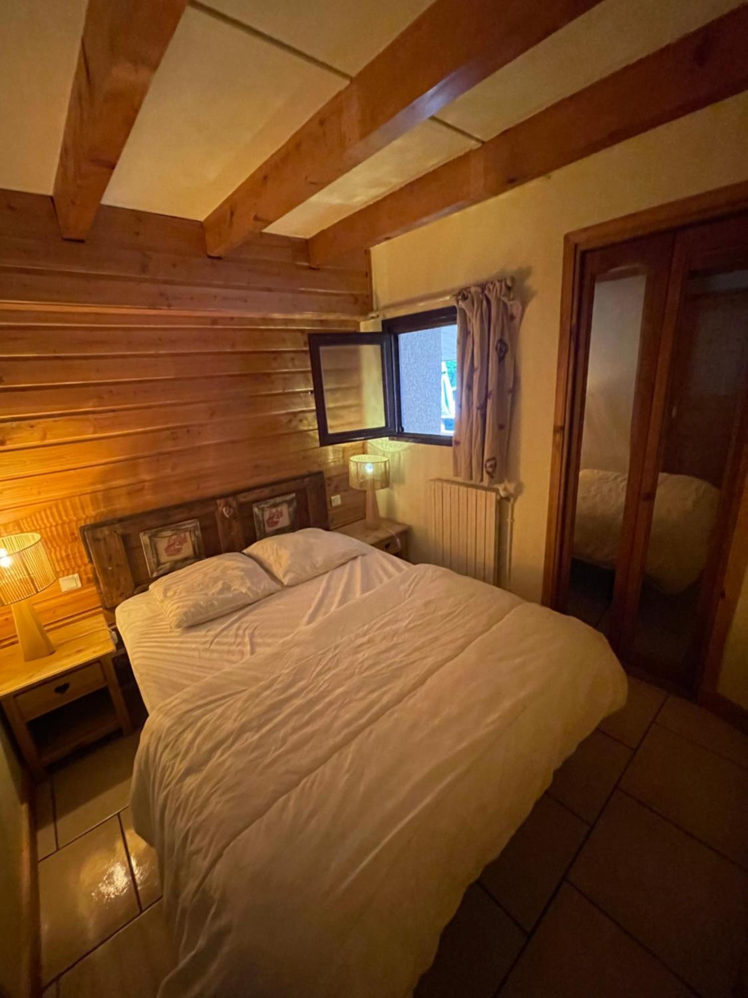 Le Chal Heureux Bel Appartement Dans Vieille Ferme De Montagne Renovee Les Orres Luaran gambar
